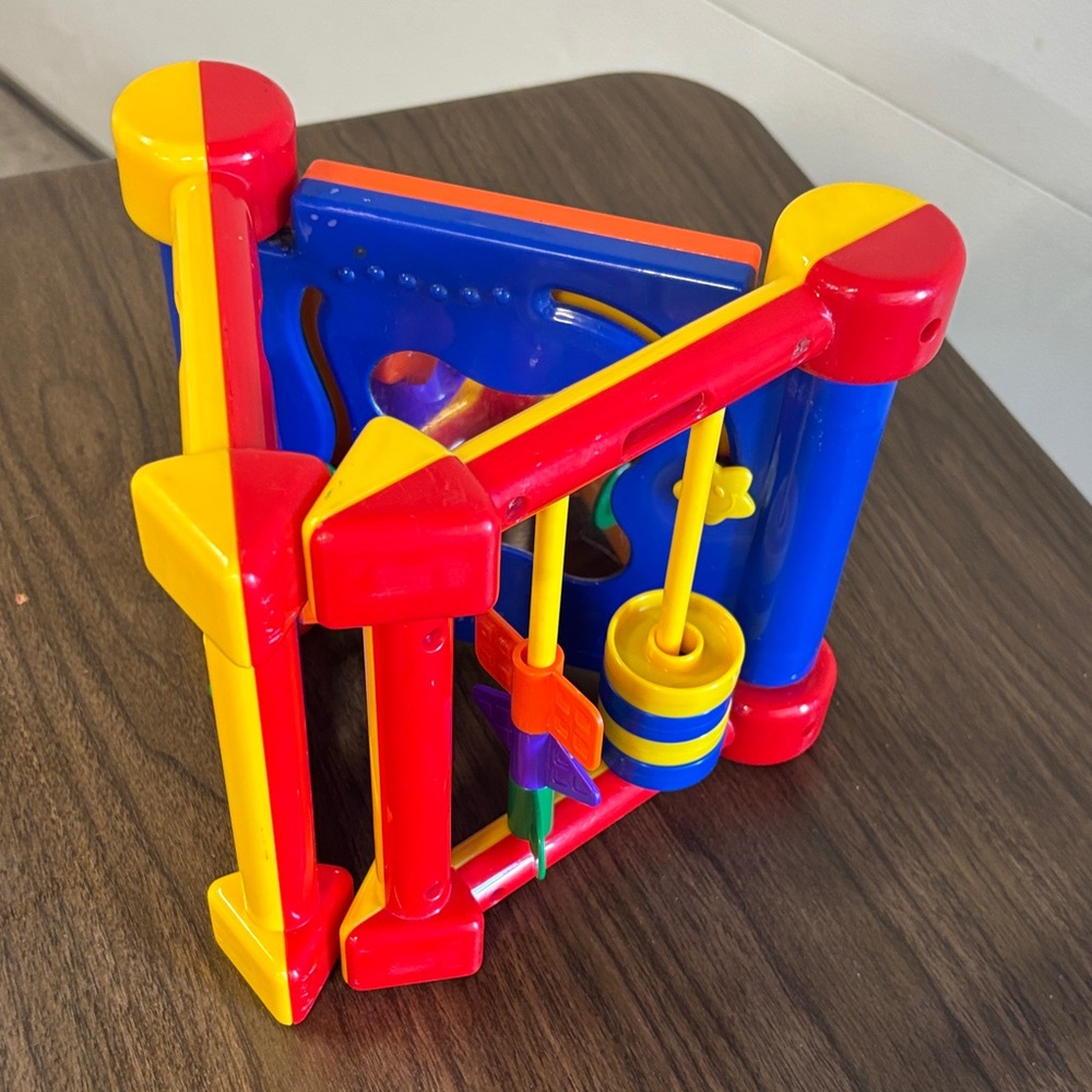Discovery toys try-angle